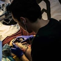 Logo empresa: luis alonso estudio de tatuajes